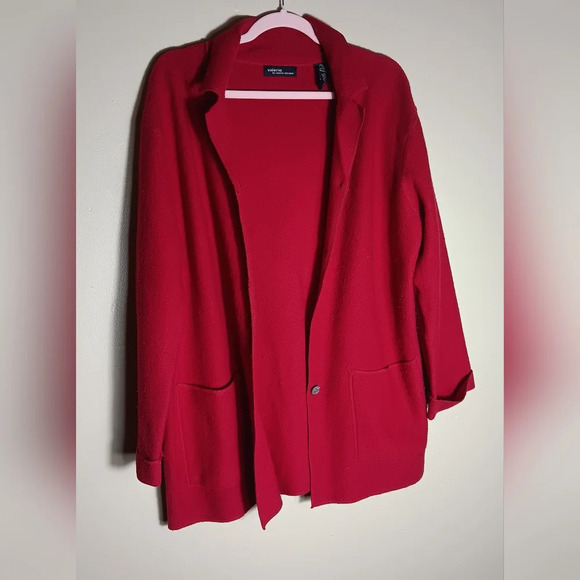 Valerie Stevens Jackets & Blazers - Valerie Steven's new wool wool mark  red jacket size small